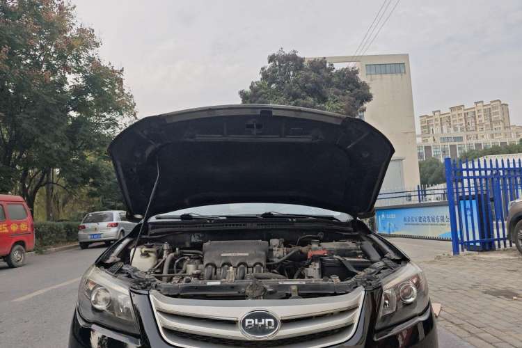 Used BYD L3 2015 Energy-Efficient Model 1.5L Automatic Comfort Edition Engine Bay