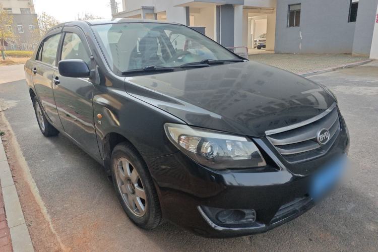 Used BYD L3 2015 Energy-Efficient Model 1.5L Manual Comfort Edition Exterior 2