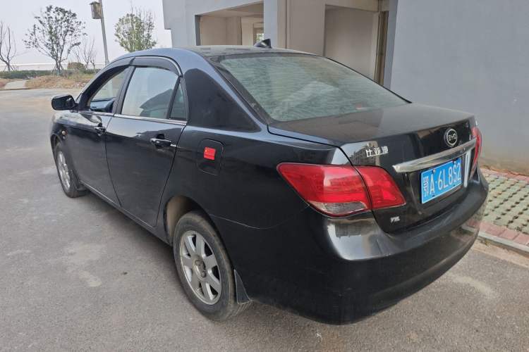 Used BYD L3 2015 Energy-Efficient Model 1.5L Manual Comfort Edition Exterior 3