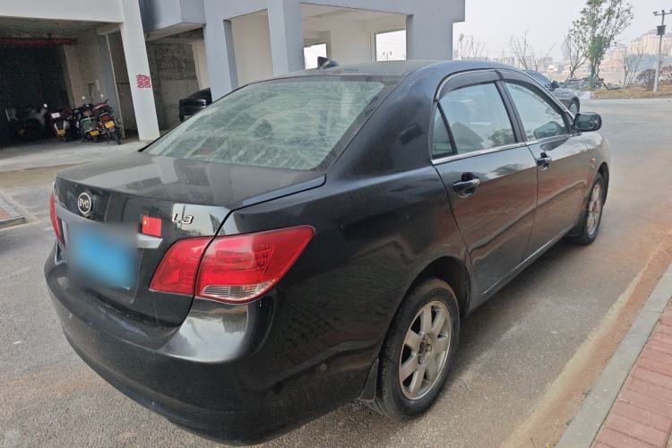 Used BYD L3 2015 Energy-Efficient Model 1.5L Manual Comfort Edition Exterior 5