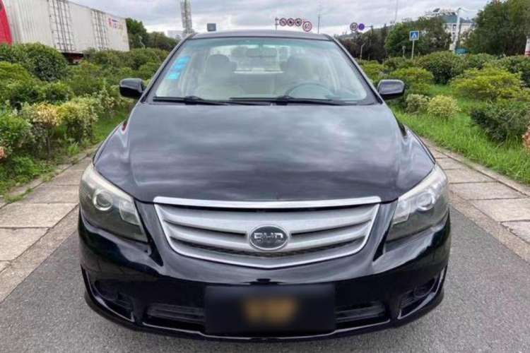 Used BYD L3 2015 Energy-Efficient Model 1.5L Automatic Comfort Edition Front