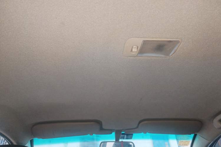 Used BYD L3 2015 Energy-Efficient Model 1.5L Manual Comfort Edition Headliner