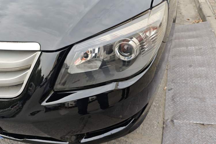 Used BYD L3 2015 Energy-Efficient Model 1.5L Automatic Comfort Edition Left Front Headlight