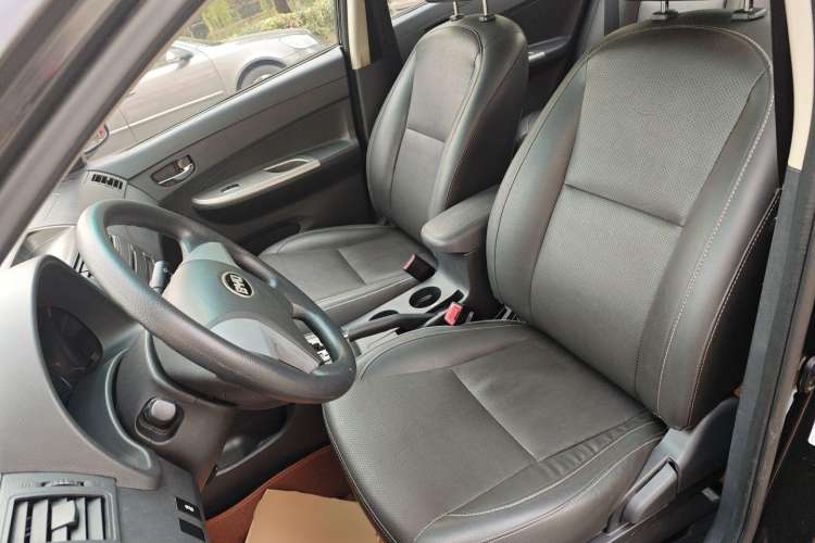 Used BYD L3 2015 Energy-Efficient Model 1.5L Automatic Comfort Edition Left Front Seat