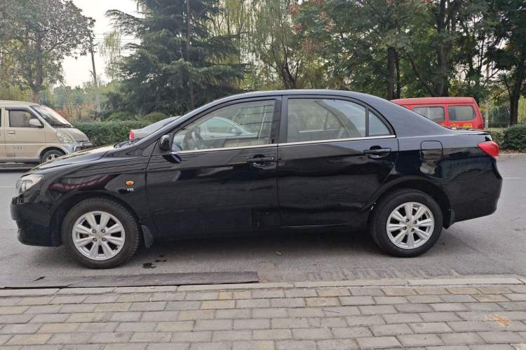 Used BYD L3 2015 Energy-Efficient Model 1.5L Automatic Comfort Edition Left Side
