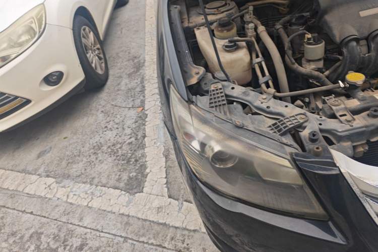 Used BYD L3 2015 Energy-Efficient Model 1.5L Manual Comfort Edition Right Front Headlight