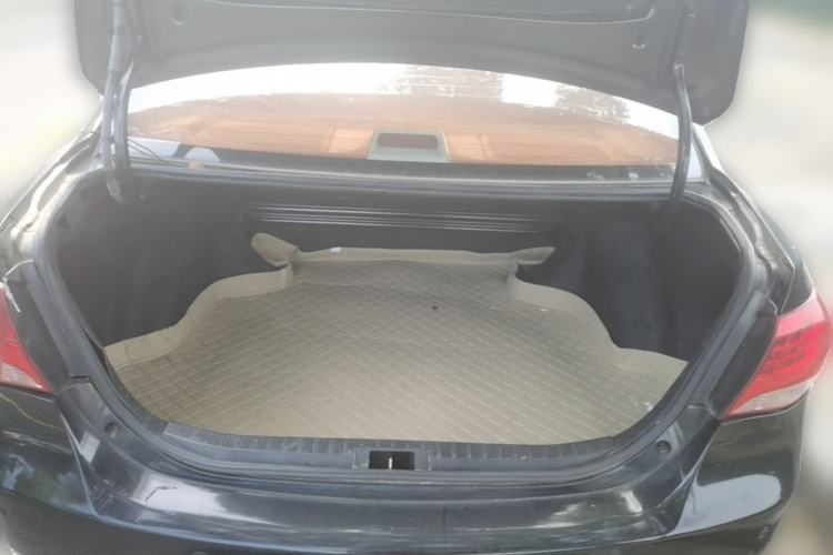 Used BYD L3 2015 Energy-Saving Edition 1.5L Automatic Prestige Model Trunk
