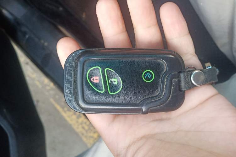 Used BYD L3 2015 Energy-Efficient Model 1.5L Manual Comfort Edition Vehicle Key