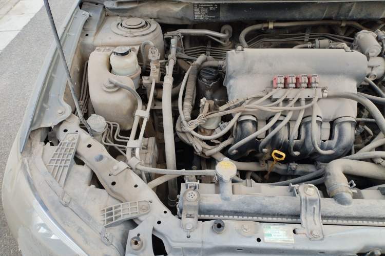 Used BYD L3 2015 Energy-Efficient Model 1.5L Automatic Comfort Edition Engine Bay Right