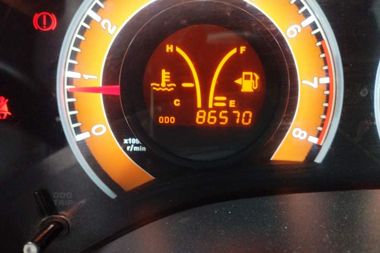 Used BYD L3 2015 Energy-Efficient Model 1.5L Automatic Comfort Edition Odometer Close Up