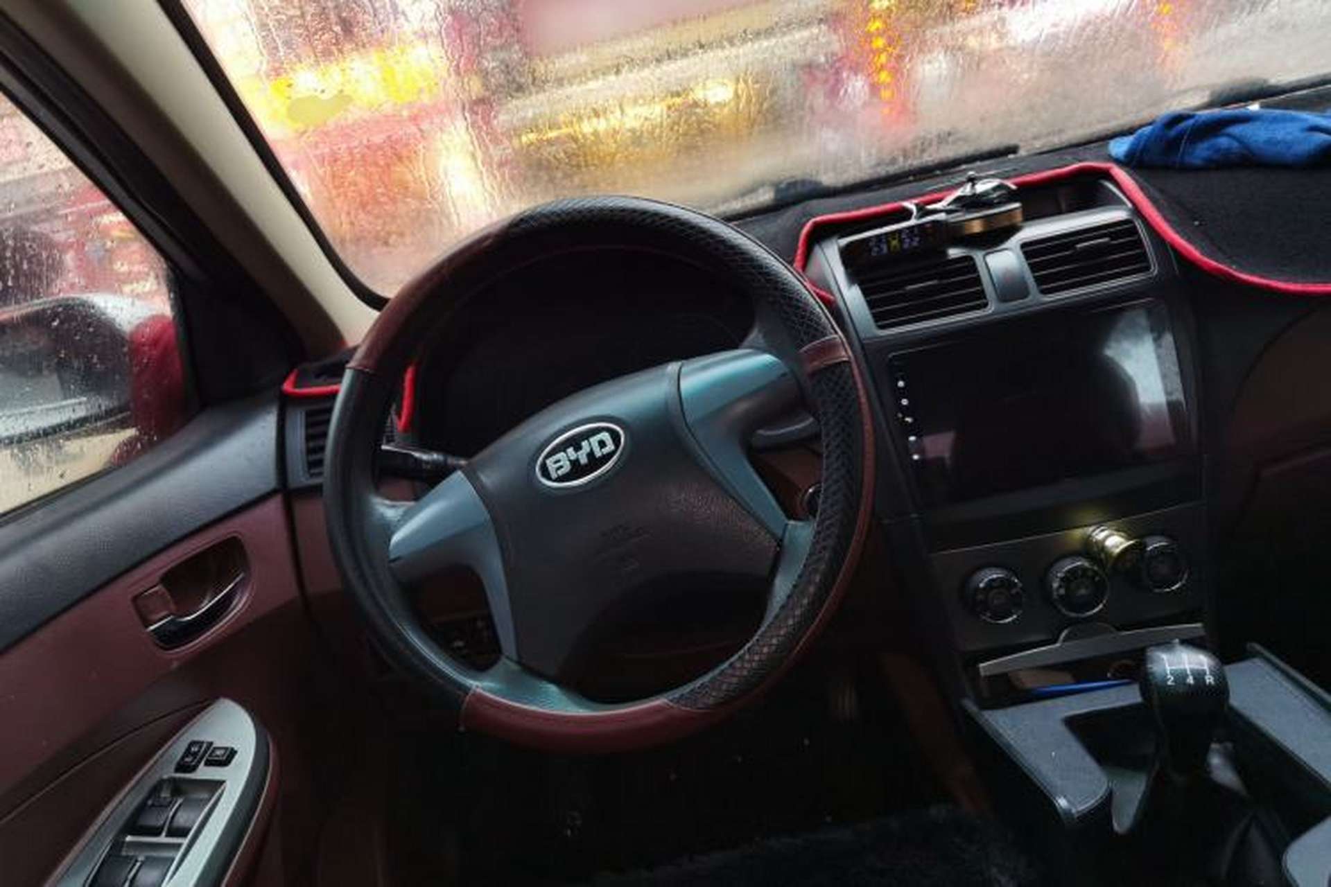 Used BYD L3 2015 Energy-Efficient Model 1.5L Manual Comfort Edition Steering Wheel