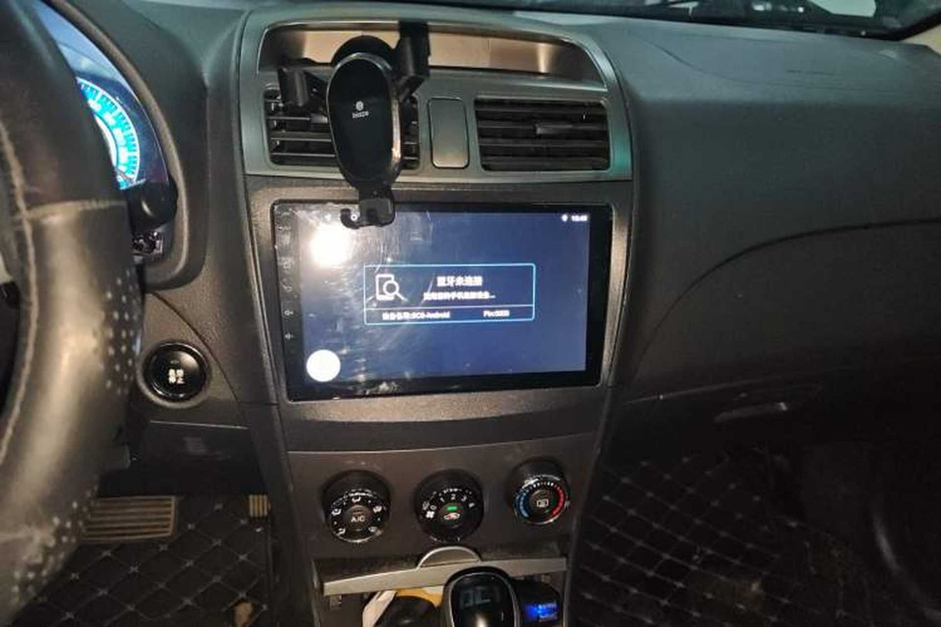 Used BYD L3 2015 Energy-Efficient Model 1.5L Automatic Comfort Edition Audio And AC Panel