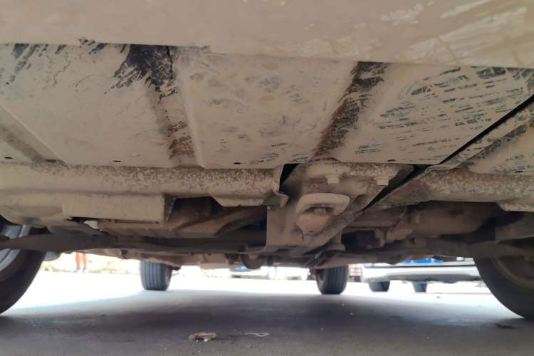 Used BYD L3 2015 Energy-Saving Edition 1.5L Automatic Prestige Model Chassis Front