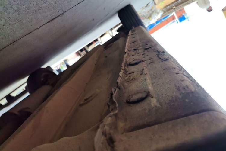 Used BYD L3 2015 Energy-Saving Edition 1.5L Automatic Prestige Model Chassis Front Right