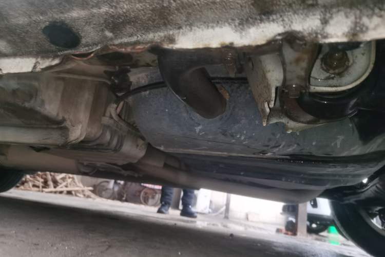 Used BYD L3 2015 Energy-Efficient Model 1.5L Manual Comfort Edition Chassis Rear Left