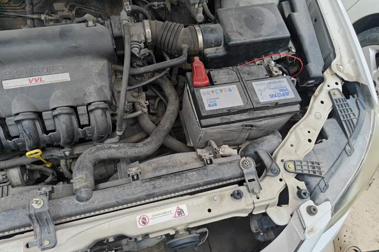 Used BYD L3 2015 Energy-Efficient Model 1.5L Manual Comfort Edition Engine Bay Left