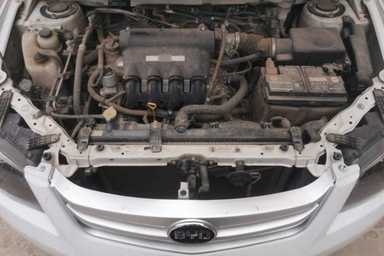 Used BYD L3 2015 Energy-Efficient Model 1.5L Manual Comfort Edition Engine Bay