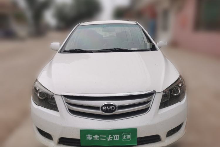 Used BYD L3 2015 Energy-Efficient Model 1.5L Manual Comfort Edition Front