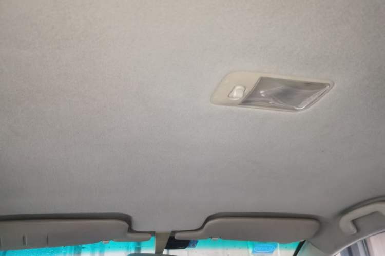 Used BYD L3 2015 Energy-Efficient Model 1.5L Manual Comfort Edition Headliner
