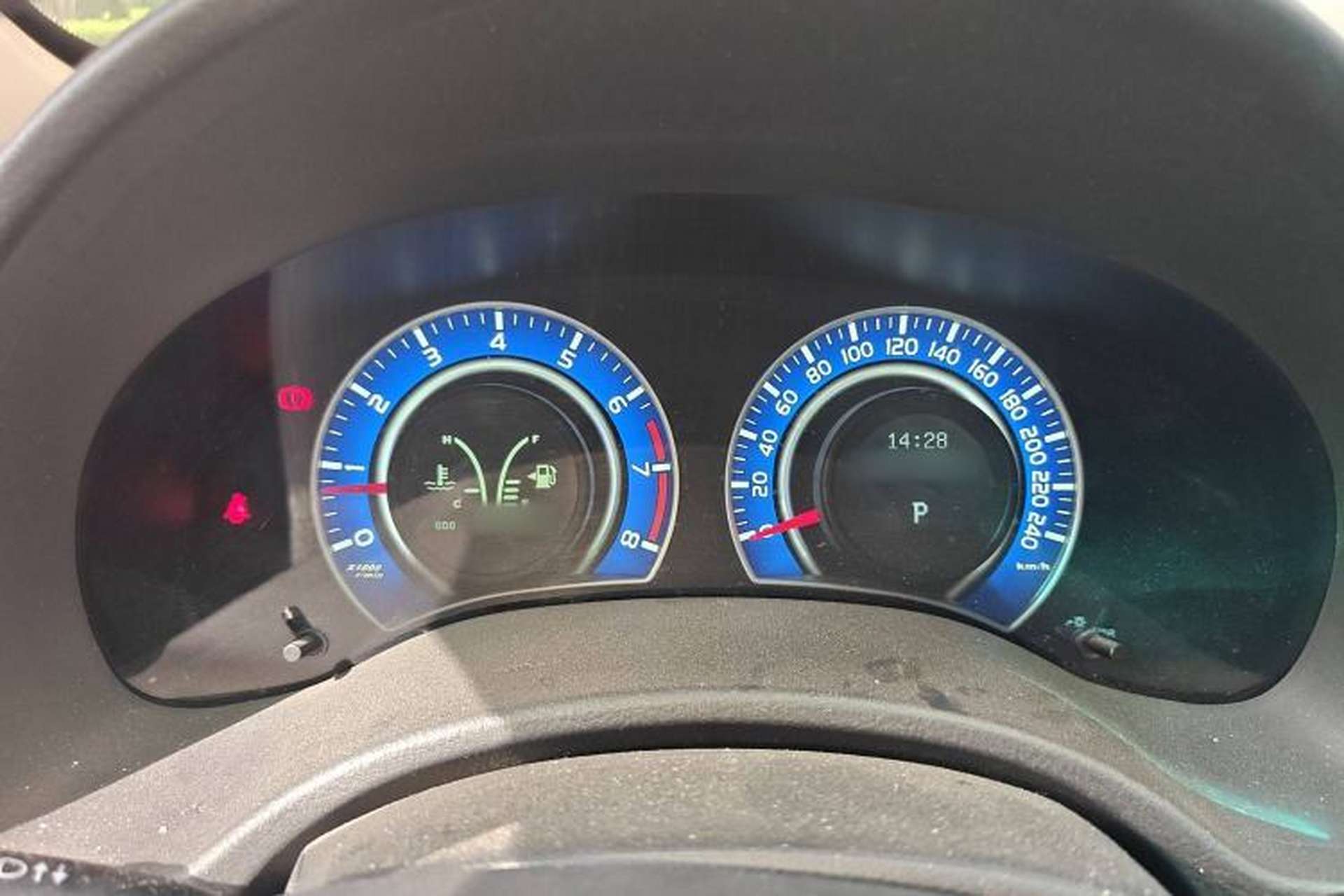 Used BYD L3 2015 Energy-Efficient Model 1.5L Automatic Comfort Edition Instrument Cluster