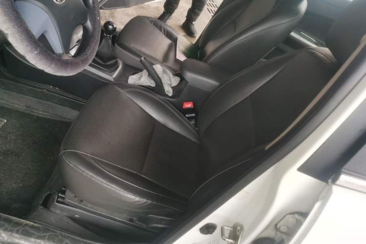 Used BYD L3 2015 Energy-Efficient Model 1.5L Manual Comfort Edition Left Front Seat