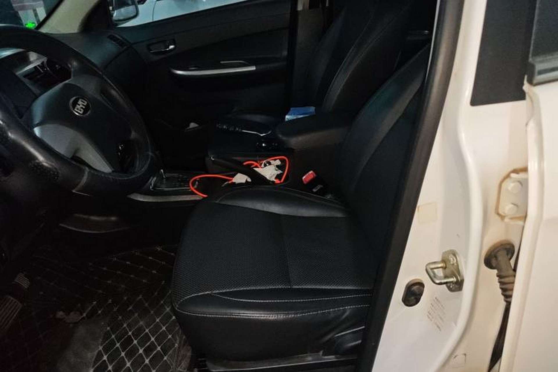 Used BYD L3 2015 Energy-Efficient Model 1.5L Automatic Comfort Edition Left Front Seat