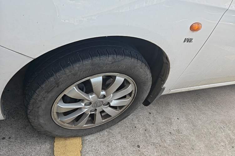 Used BYD L3 2015 Energy-Saving Edition 1.5L Manual Luxury Model Left Front Wheel Hub