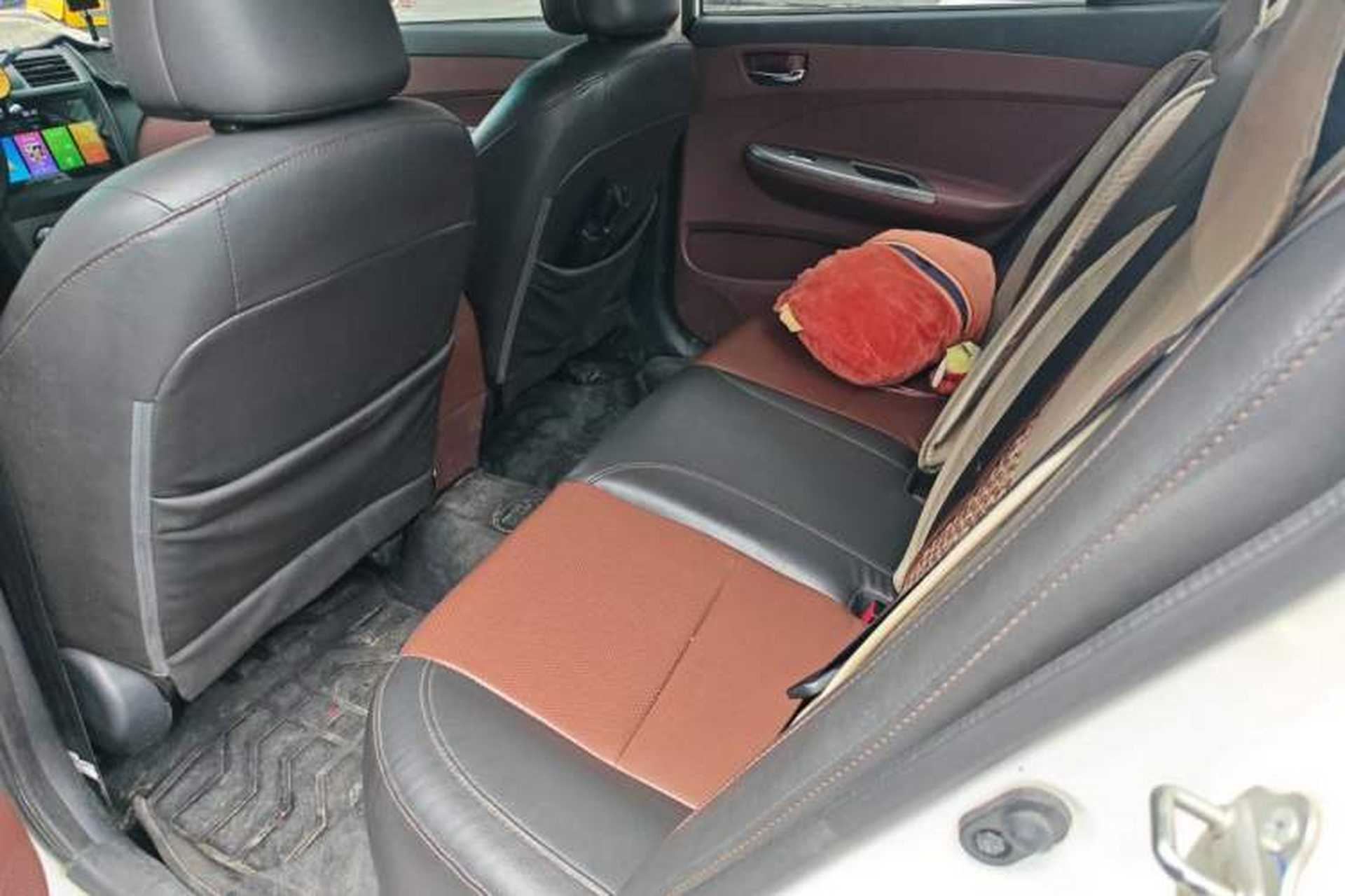 Used BYD L3 2015 Energy-Efficient Model 1.5L Automatic Comfort Edition Left Rear Seat