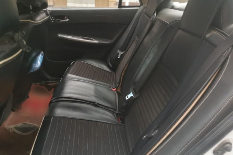 Used BYD L3 2015 Energy-Efficient Model 1.5L Manual Comfort Edition Left Rear Seat
