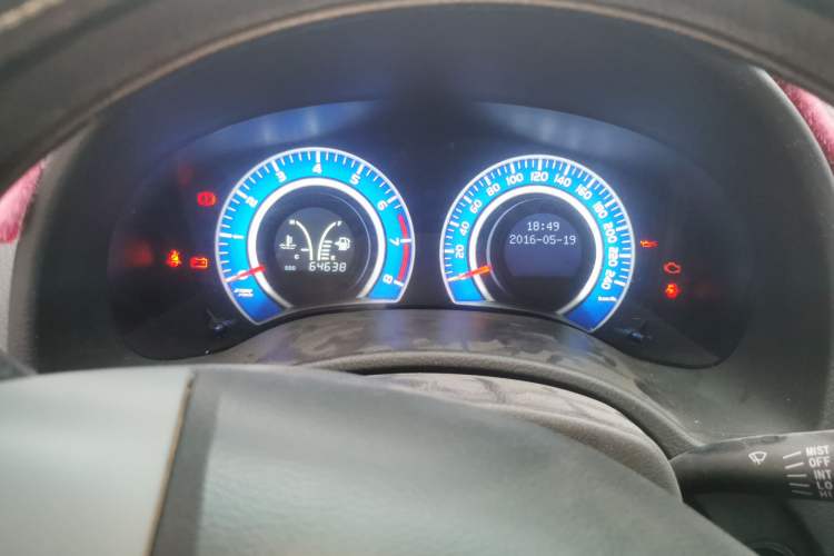 Used BYD L3 2015 Energy-Efficient Model 1.5L Manual Comfort Edition Odometer Close Up
