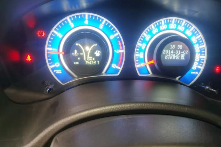 Used BYD L3 2015 Energy-Efficient Model 1.5L Manual Comfort Edition Odometer Close Up