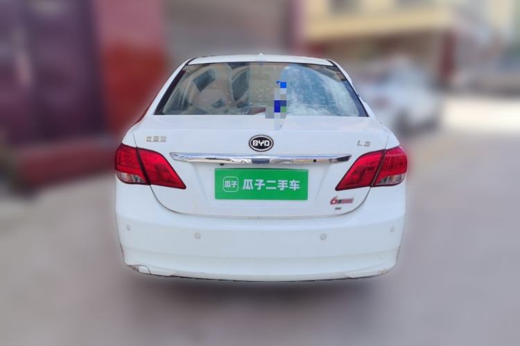 Used BYD L3 2015 Energy-Saving Edition 1.5L Automatic Prestige Model Rear
