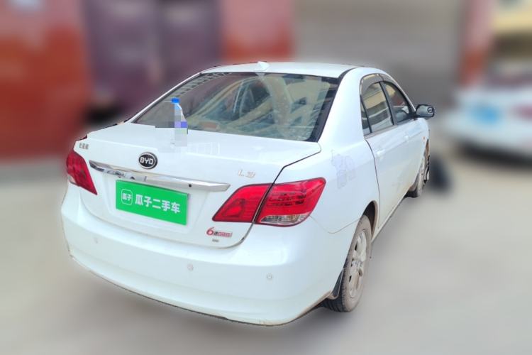 Used BYD L3 2015 Energy-Saving Edition 1.5L Automatic Prestige Model Rear Right 45 Deg