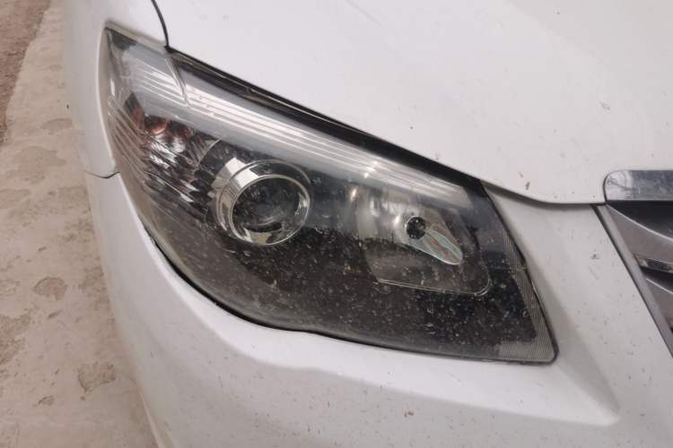 Used BYD L3 2015 Energy-Efficient Model 1.5L Manual Comfort Edition Right Front Headlight