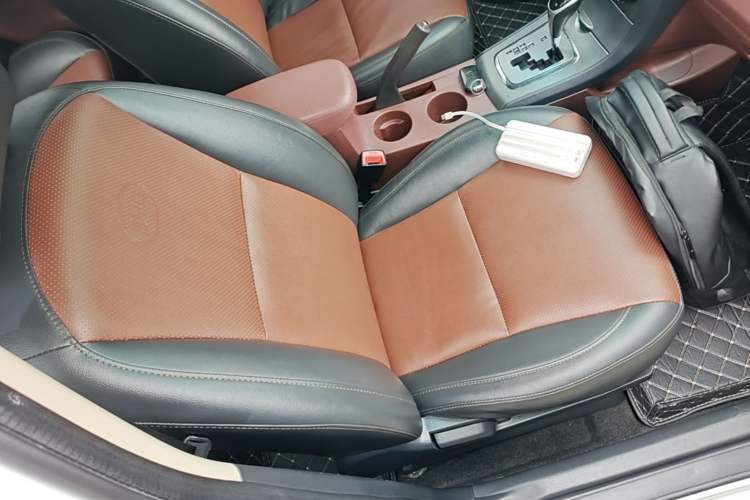Used BYD L3 2015 Energy-Efficient Model 1.5L Automatic Comfort Edition Right Front Seat