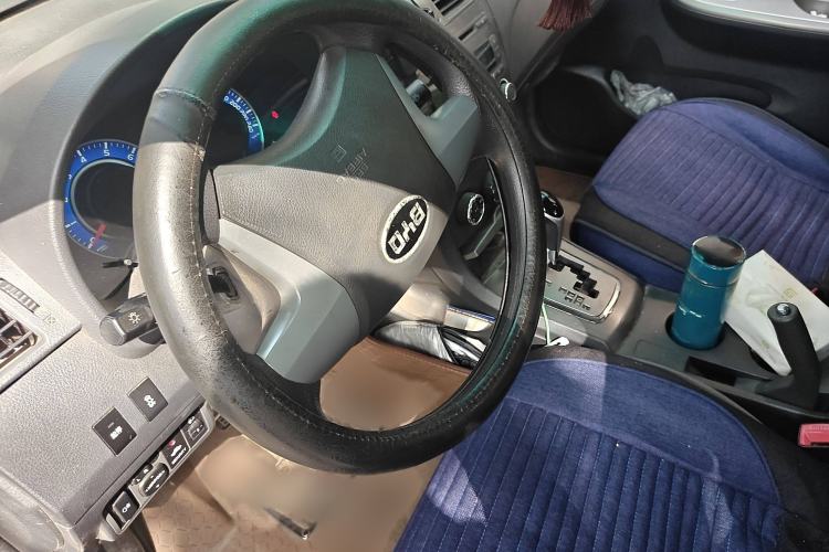 Used BYD L3 2015 Energy-Efficient Model 1.5L Automatic Comfort Edition Steering Wheel