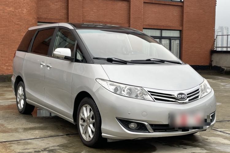Used BYD M6 2013 2.4L Manual Luxury Model Exterior 1