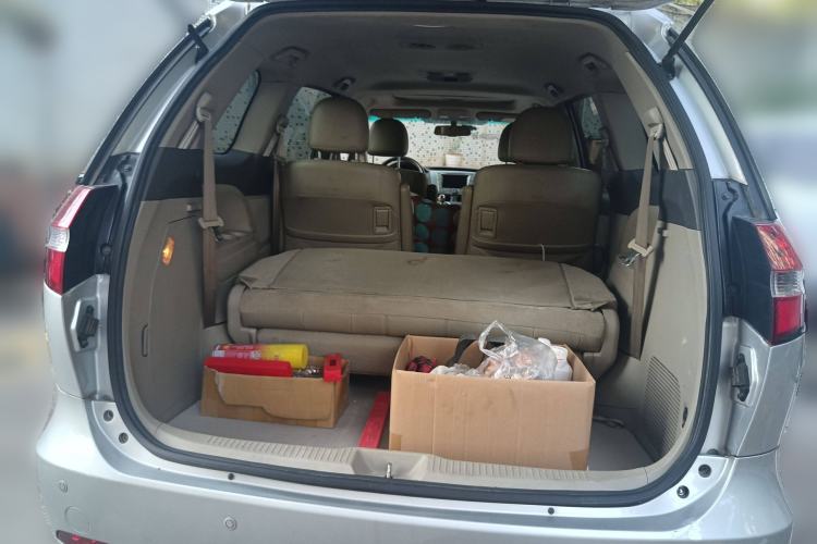 Used BYD M6 2013 2.4L Manual Luxury Model Trunk