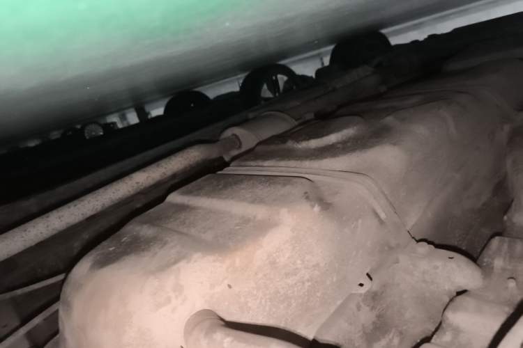 Used BYD M6 2010 2.4L Automatic Luxury Edition Chassis Rear Left