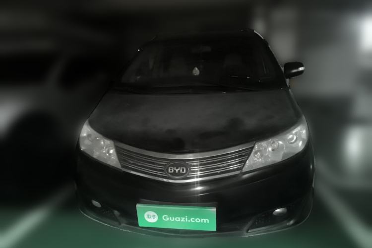 Used BYD M6 2010 2.4L Automatic Luxury Edition Front