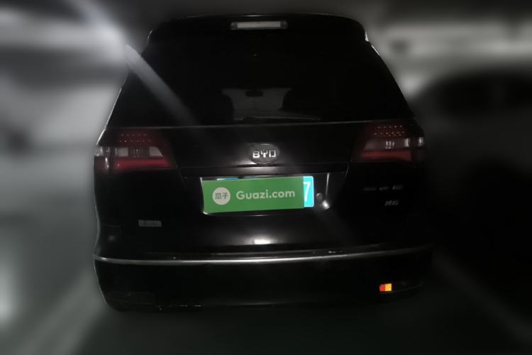Used BYD M6 2010 2.4L Automatic Luxury Edition Rear