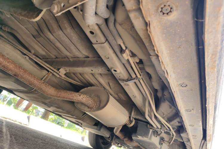 Used BYD M6 2013 2.0L Manual Comfort Edition Chassis Rear Right