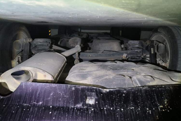 Used BYD M6 2013 2.4L Automatic Luxury Model Chassis Rear