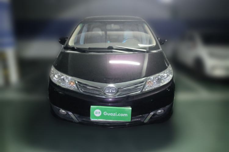Used BYD M6 2013 2.4L Automatic Luxury Model Front
