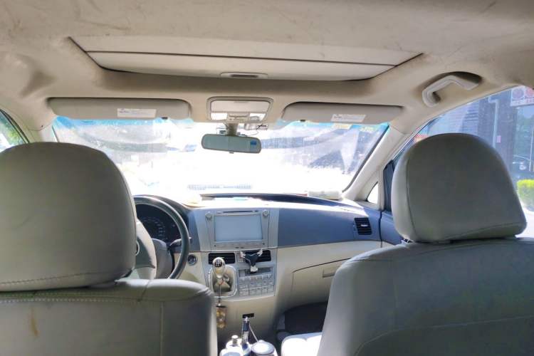 Used BYD M6 2013 2.0L Manual Comfort Edition Headliner
