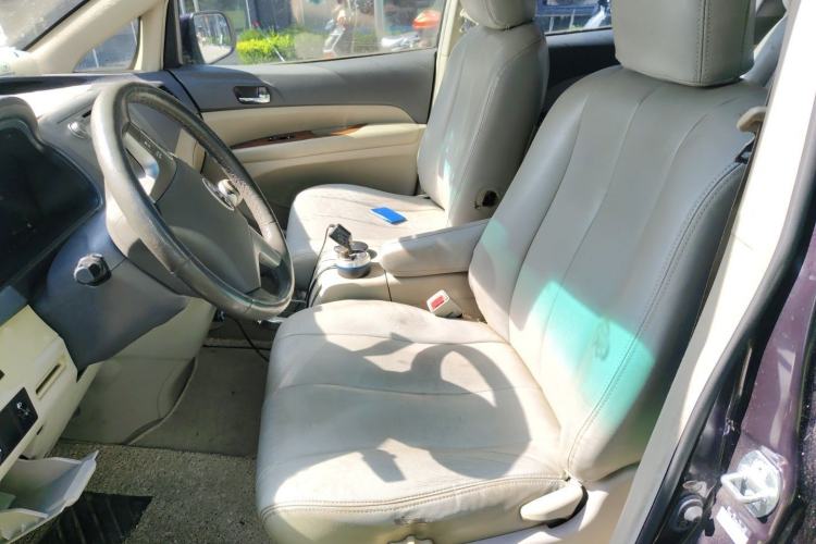 Used BYD M6 2013 2.0L Manual Comfort Edition Left Front Seat