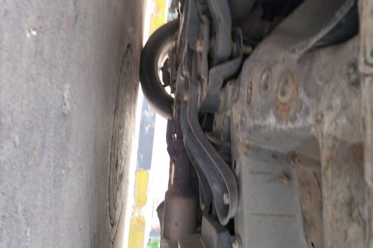 Used BYD M6 2013 2.4L Manual Luxury Model Chassis Front Left