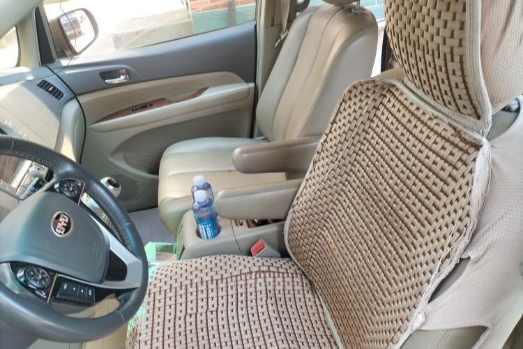 Used BYD M6 2013 2.4L Manual Luxury Model Left Front Seat