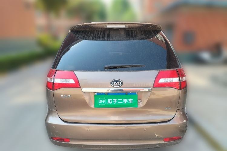 Used BYD M6 2013 2.4L Manual Luxury Model Rear