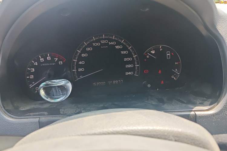 Used BYD M6 2013 2.0L Manual Comfort Edition Instrument Cluster
